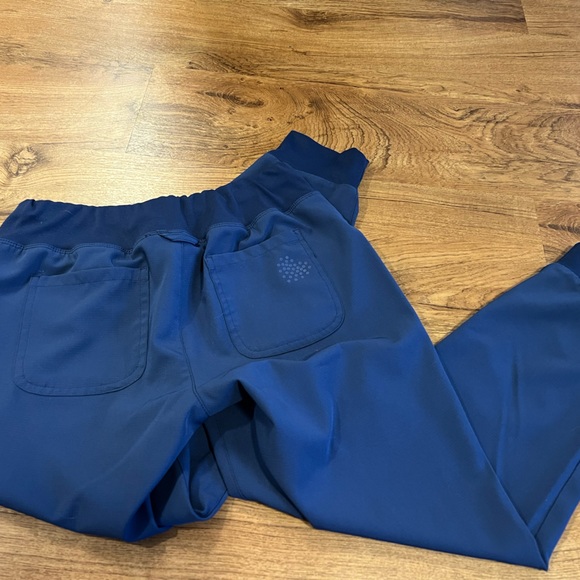 HEARTSOUL SCRUB BOTTOMS JOGGER S-Petite - Picture 3 of 6